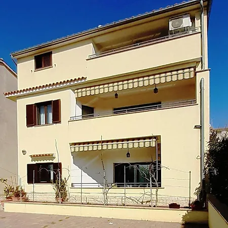 Apartment Valmare *